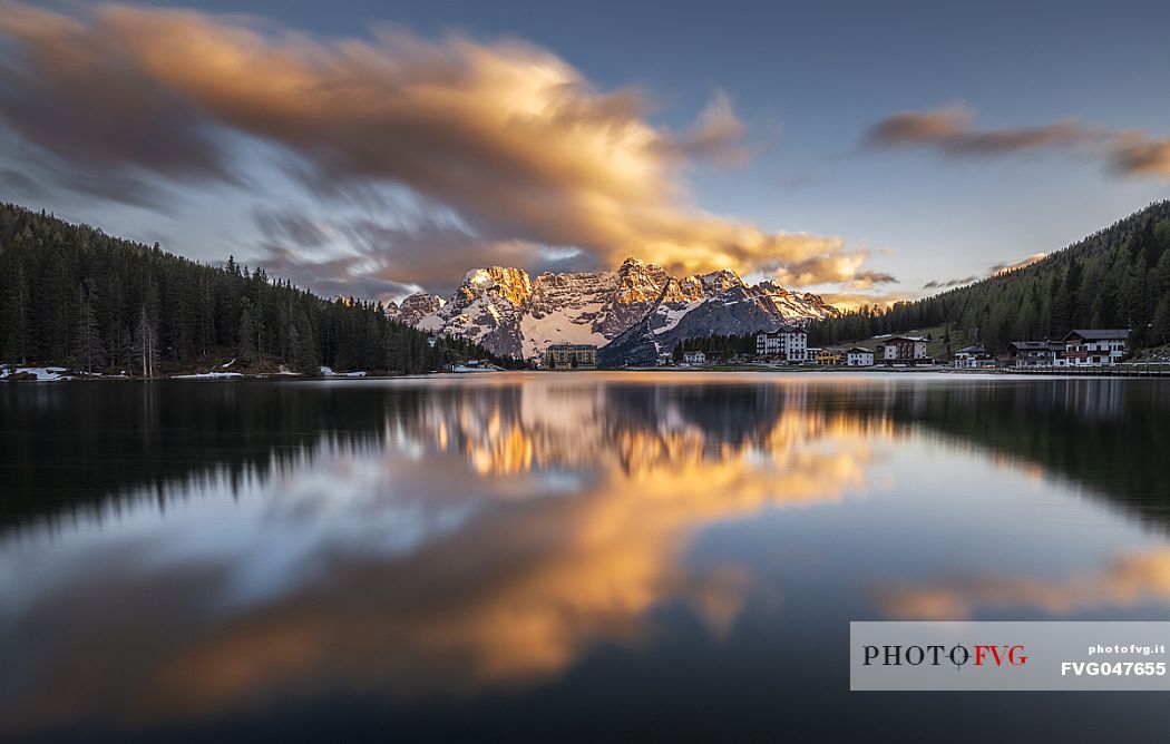 Misurina lake during a beautiful sunset, Auronzo di Cadore, Dolomites, Veneto, Italy, Europe